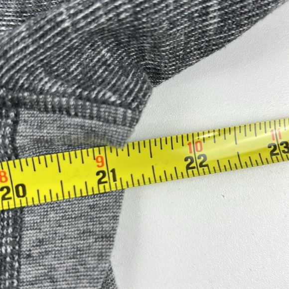 Buffalo Men's Grey Long Sleeve Henley size large - Picture 6 of 12